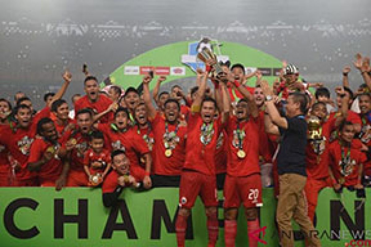Klub sepak bola Persija merayakan gelar juara Liga I