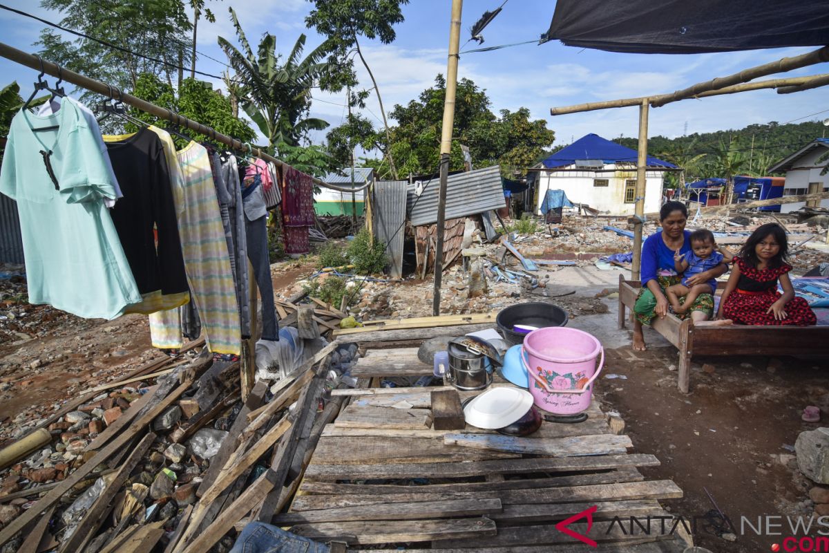 Korban gempa Lombok tunggu bantuan pemerintah