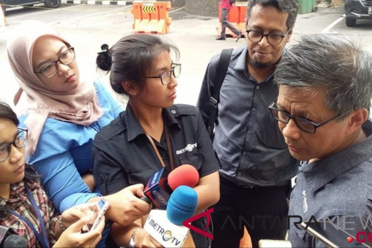 Rocky Gerung tegaskan tidak terlibat kasus Ratna Sarumpaet