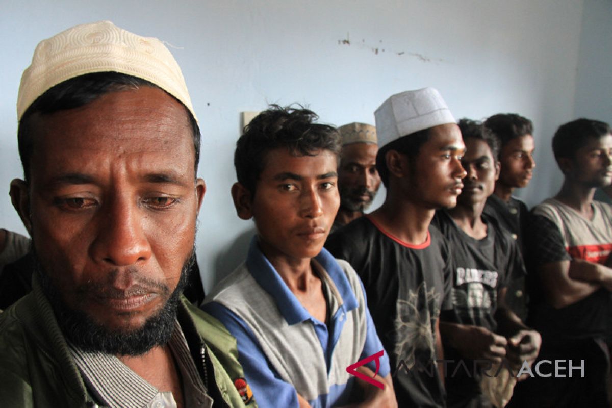 Pemkab Aceh Timur salurkan bantuan untuk Rohingya