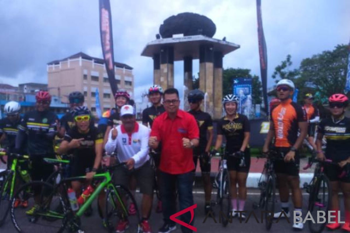 Bupati luncurkan Belitung Triathlon 2019