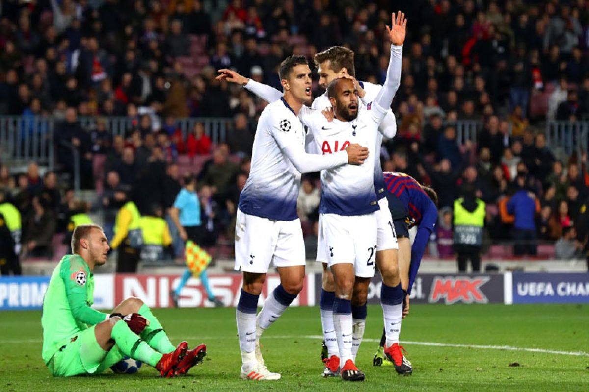 Spurs lolos 16 besar setelah tahan imbang Barcelona