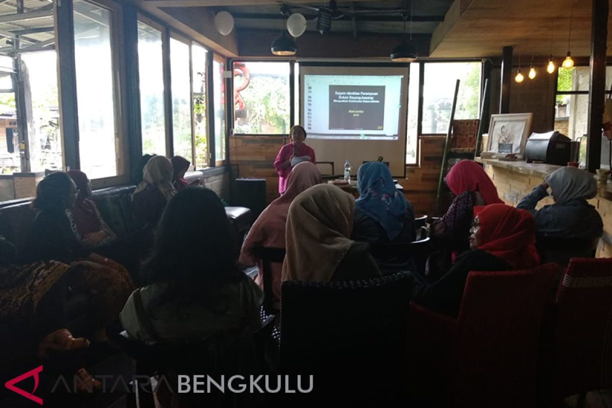 Akademisi Bengkulu bukukan perjuangan perempuan atas lingkungan