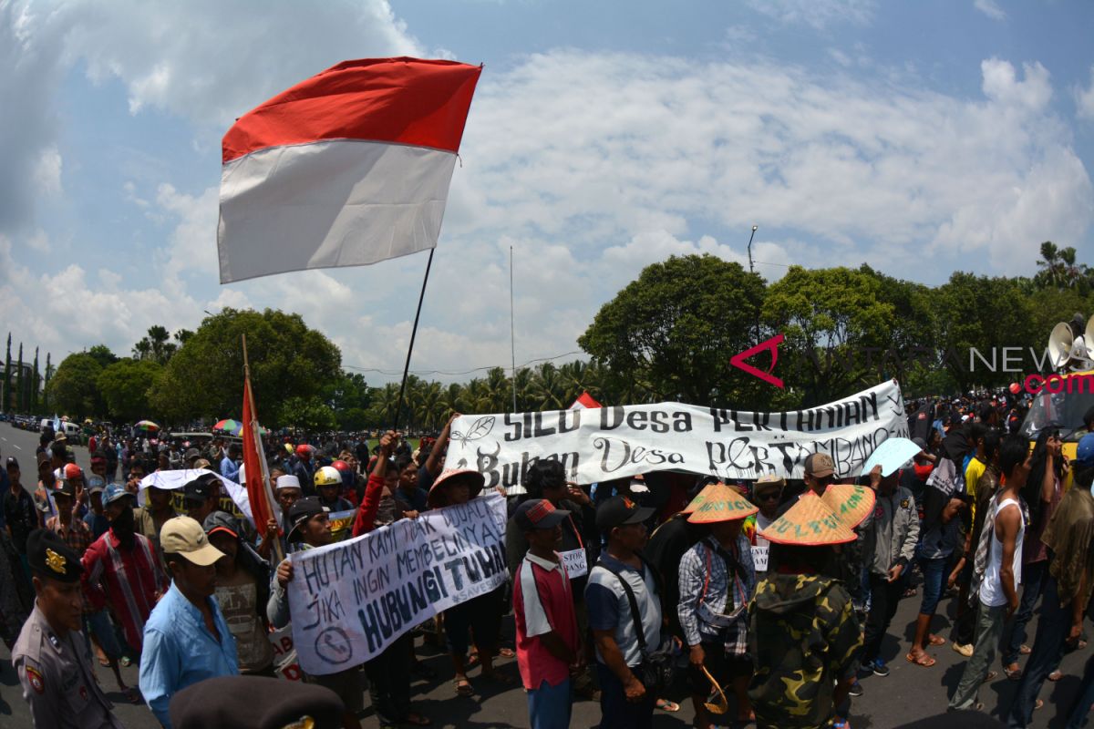 Timbunan emas di Jatim, berkah atau musibah?