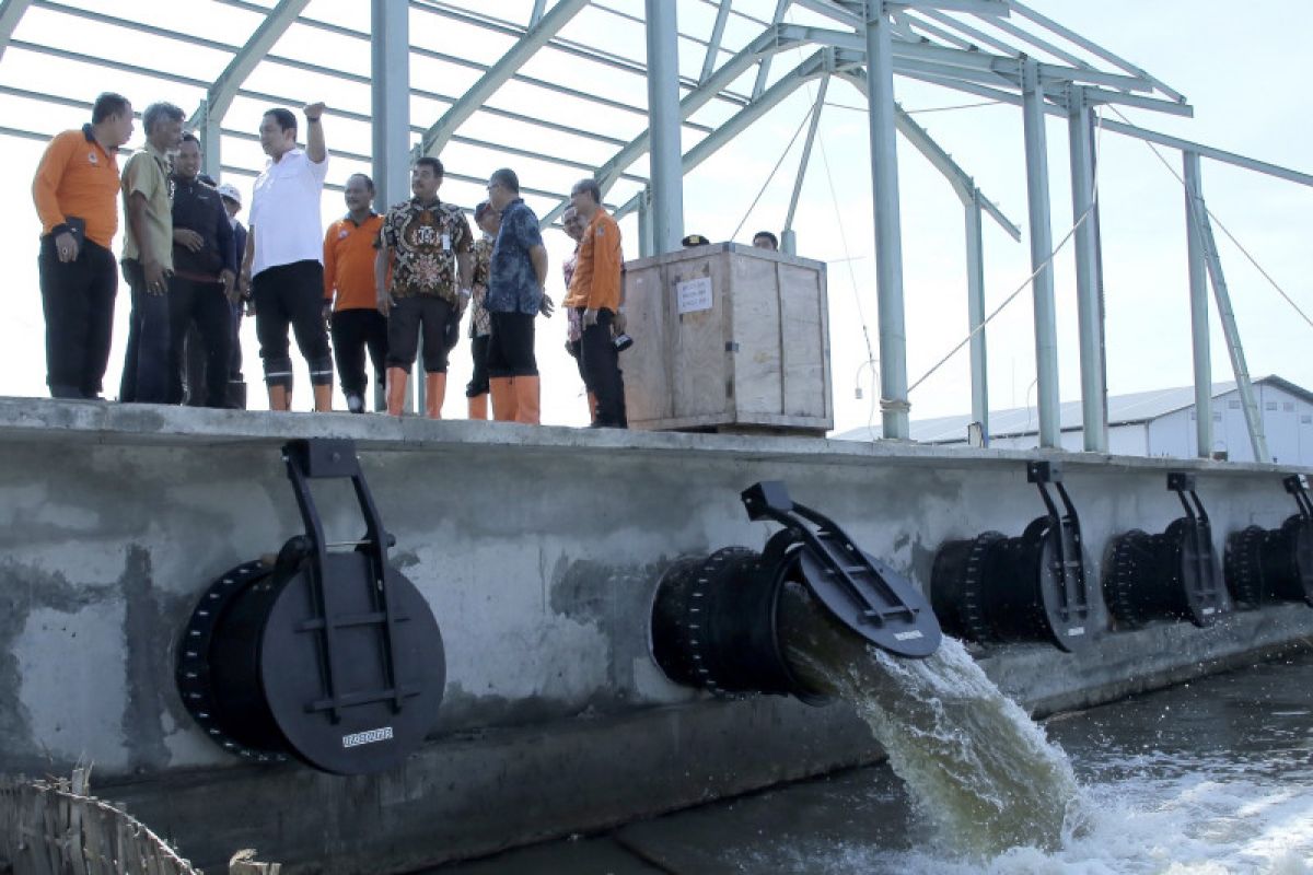 Hendi pastikan penanganan banjir maksimal