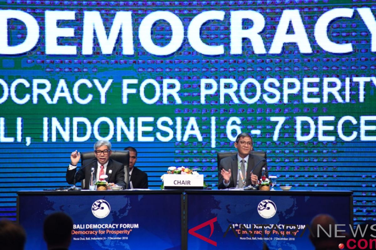 Year Ender - Democracy  must bring prosperity to people        by Azis Kurmala