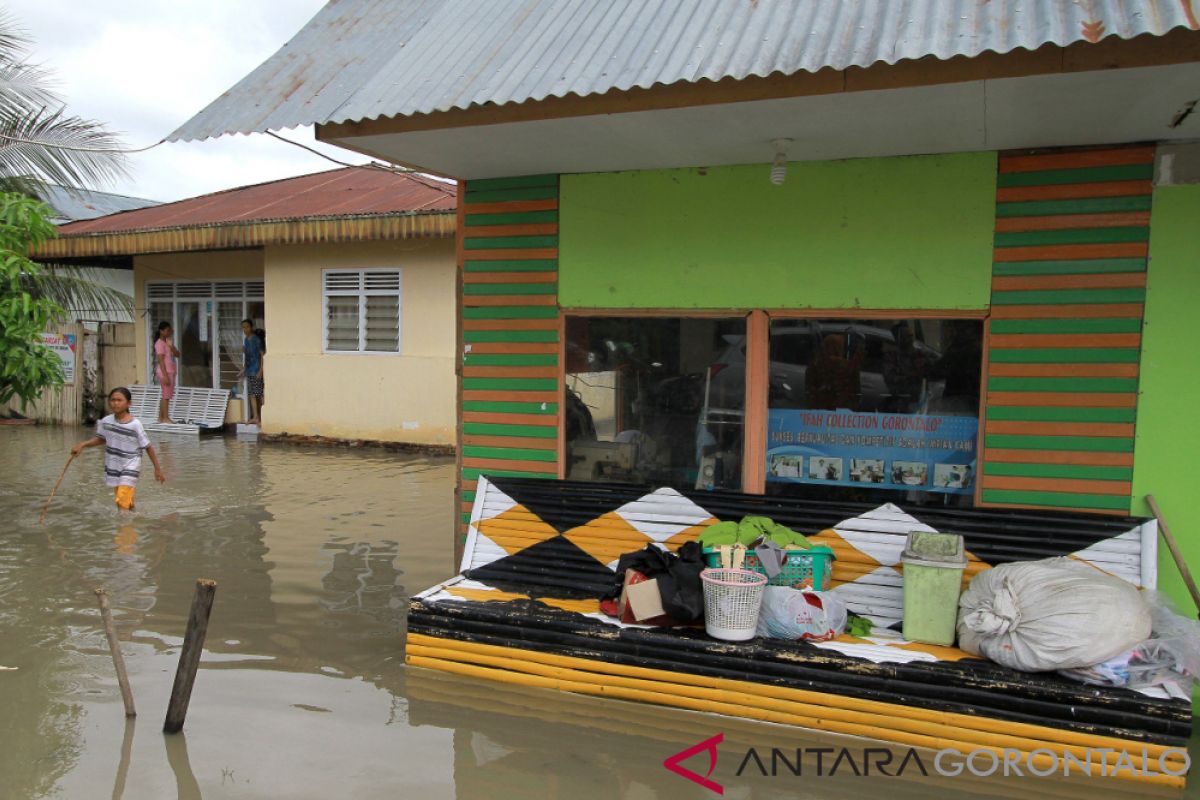 Belasan Kelurahan Di Manado Kebanjiran