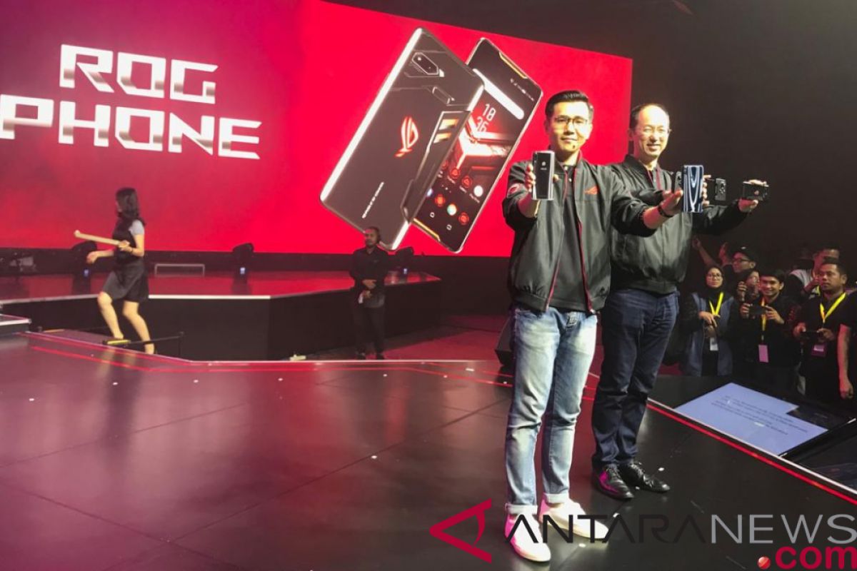 Resmi meluncur di Indonesia, ini harga ROG Phone