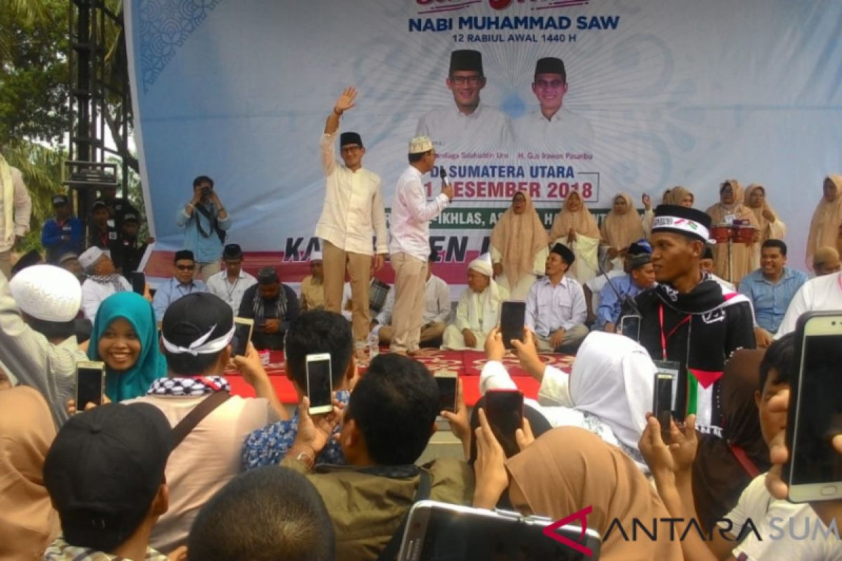 Prabowo-Sandi dapat sumbangan dari emak-emak Rantauprapat