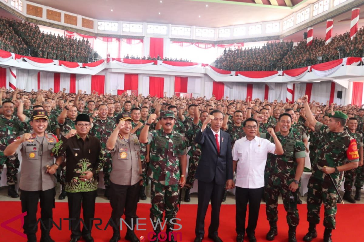 Presiden Jokowi minta Babinsa cegah konflik di desa