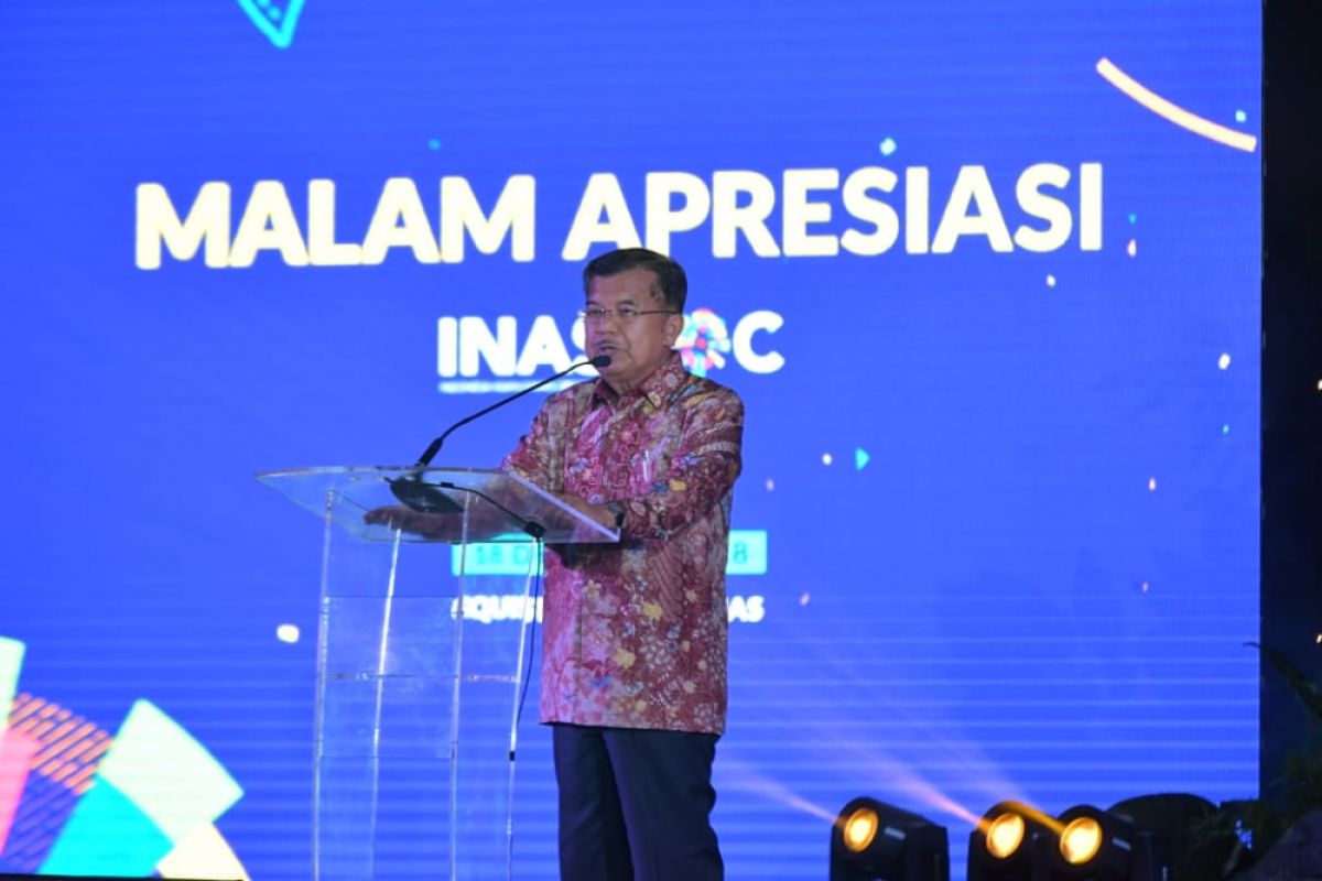 VP Kalla reminds students of three important points
