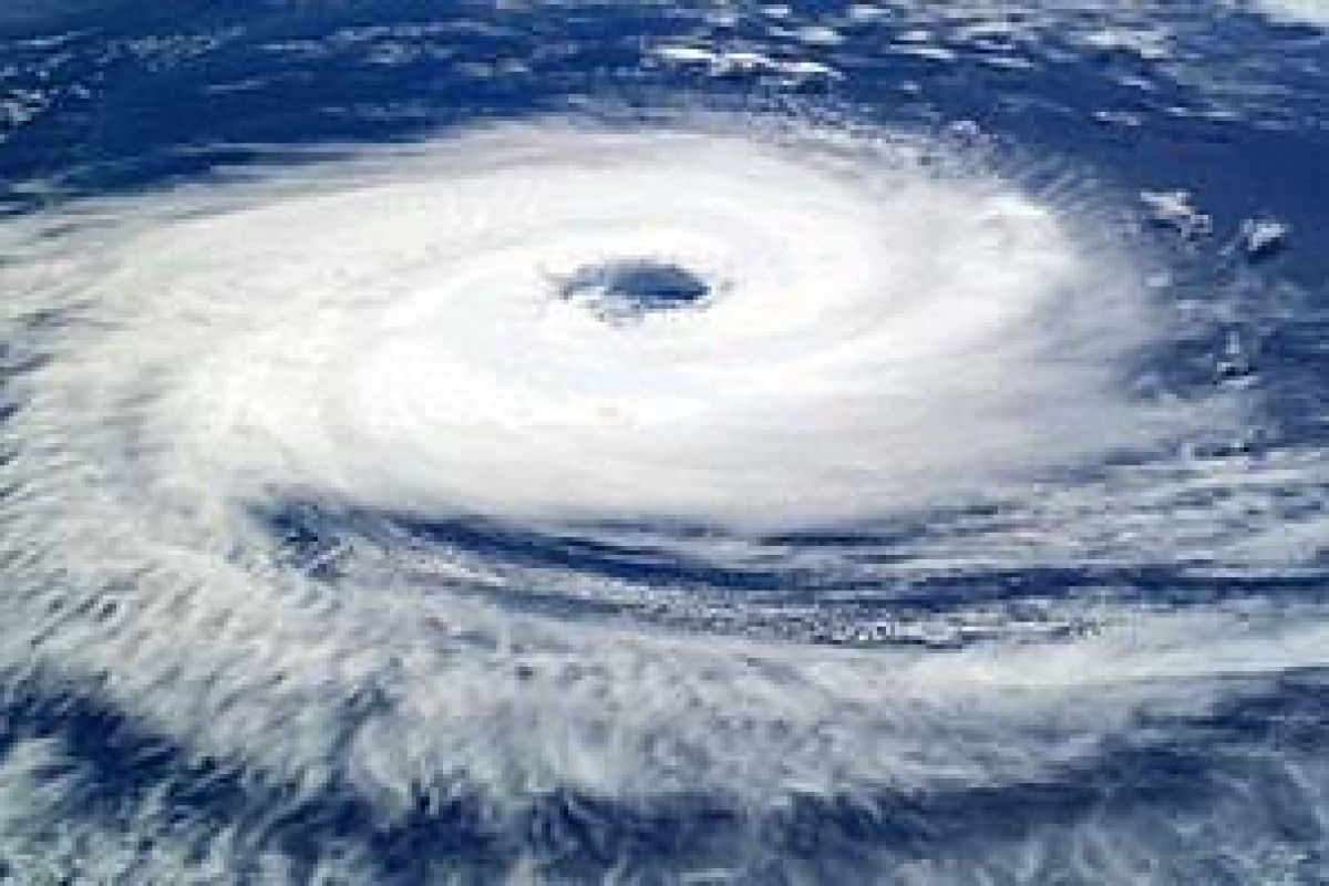 Bibit siklon tropis terpantau di Samudra Hindia sebelah barat daya Lampung