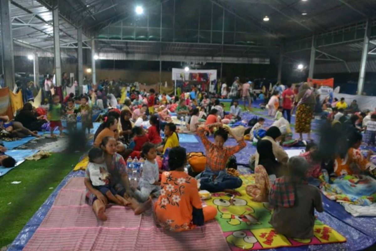 Pengungsi Korban Tsunami Terserang Ispa