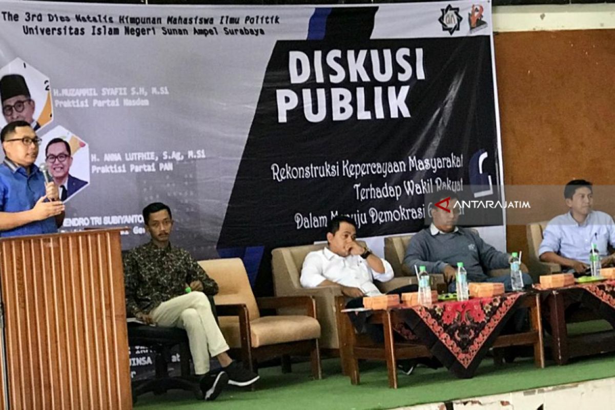 Anna Luthfie: Mahasiswa dan Kampus Jangan Antipolitik