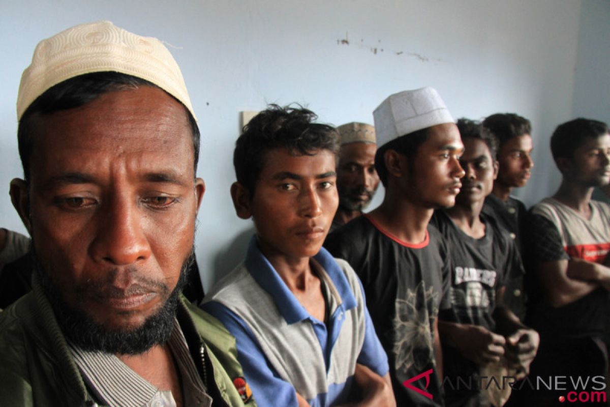 Rohingya immigrants still accommodated at Langsa immigration office