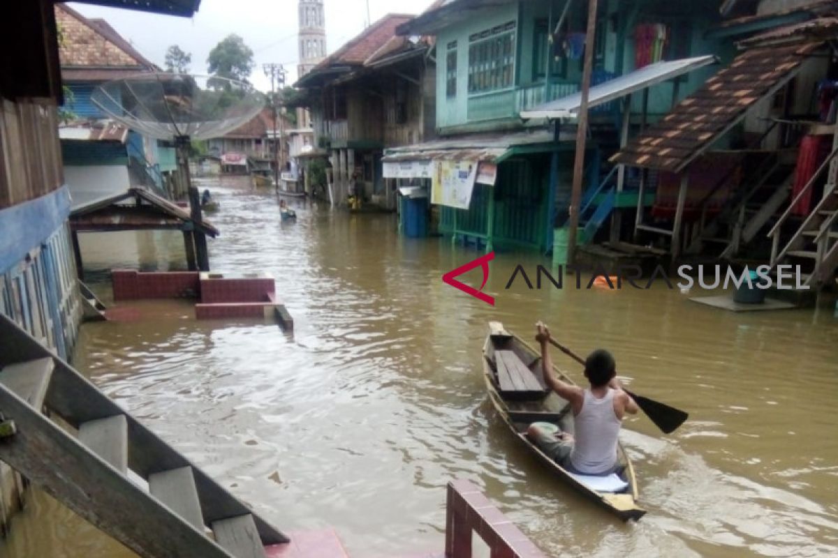 Dua kecamatan di OKU dilanda banjir