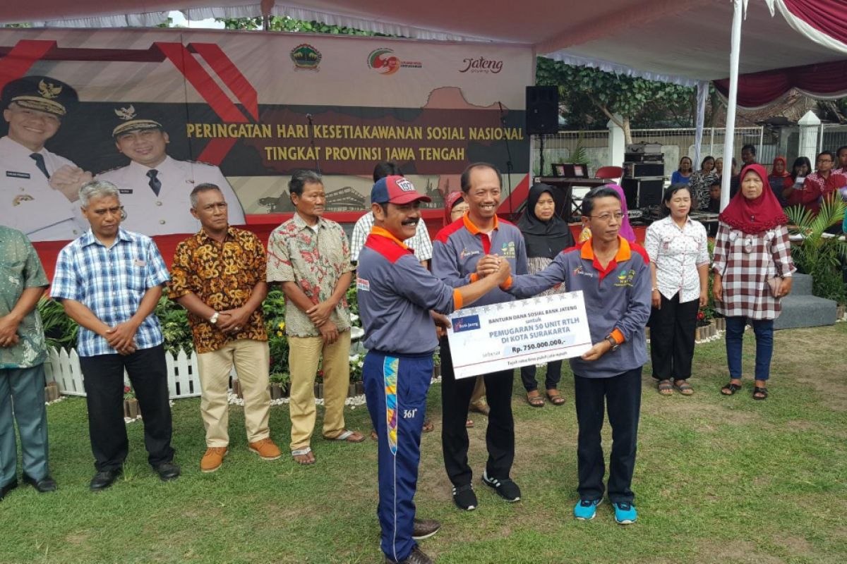 Bank Jateng bantu rehabilitasi 50 rumah tidak layak huni di Solo