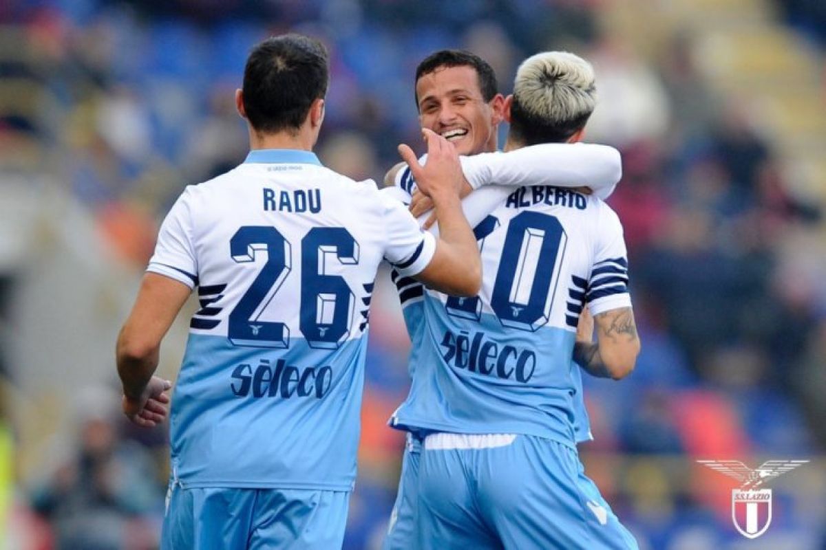 Lazio menang 2-0 di markas Bologna