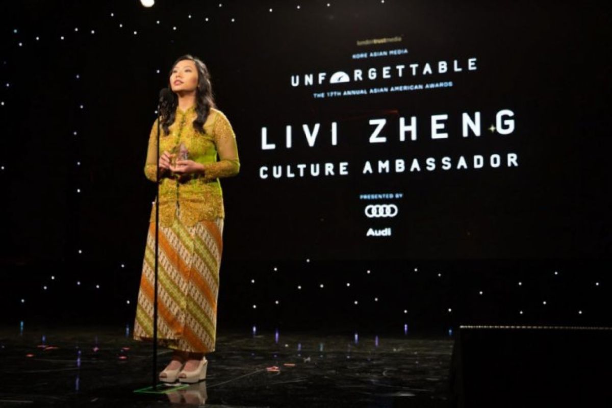 Livi Zheng raih penghargaan di The Unforgettable Gala
