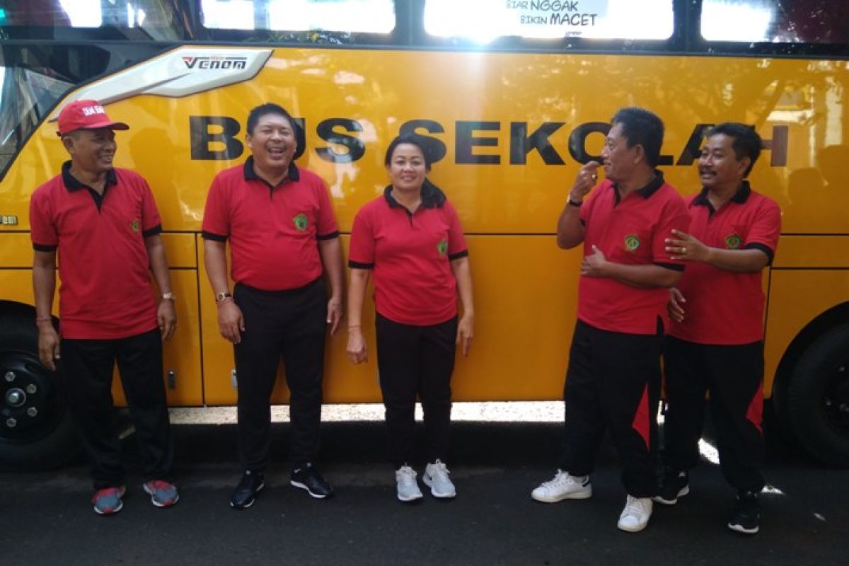 Kementerian Perhubungan bantu bus sekolah Jembrana