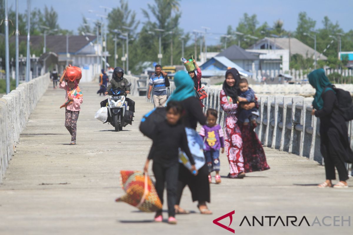 Pengguna jasa lintasan Meulaboh - Sinabang meningkat