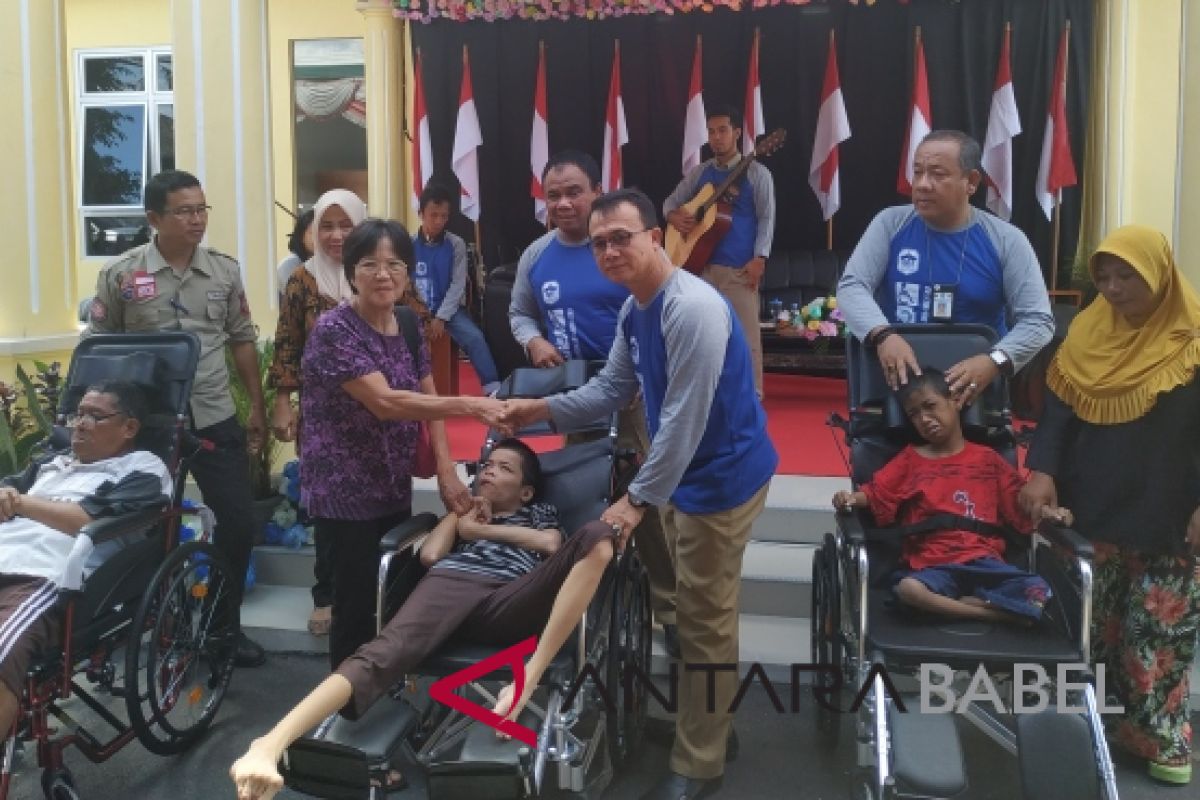 Dinsospemdes Bangka bantu sarana penyandang disabilitas