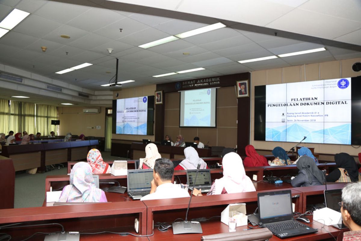 SDM IPB percepat digitalisasi dokumen untuk pengembangan karir