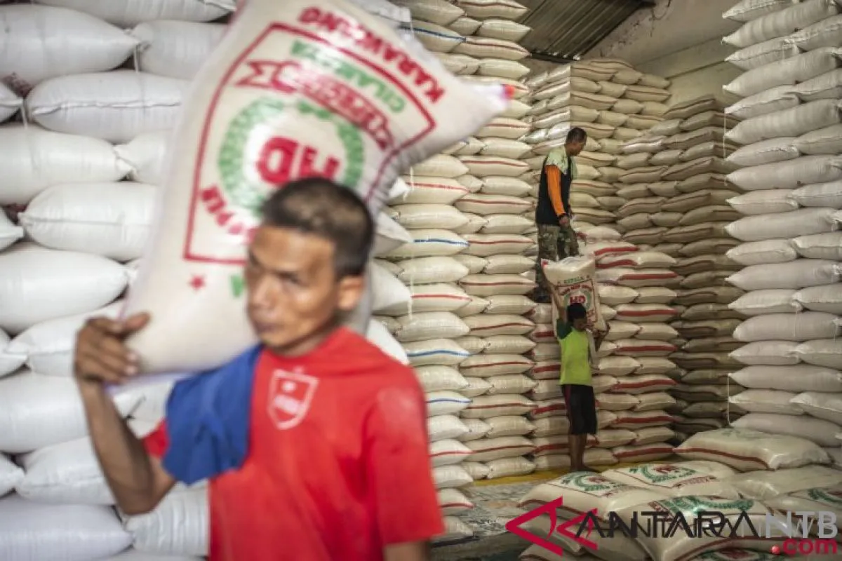 Satgas pangan awasi persediaan bahan pokok akhir tahun