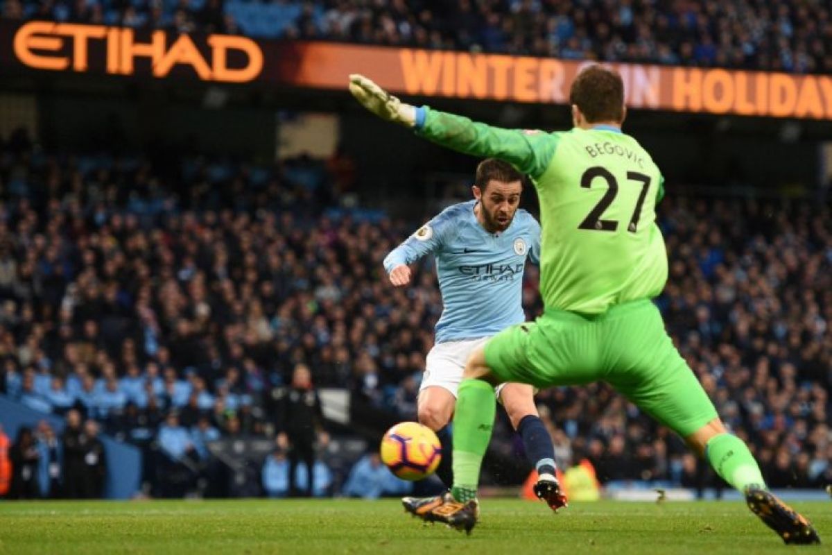 Bekuk Bournemouth 3-1, Manchester City kian mantap di puncak klasemen