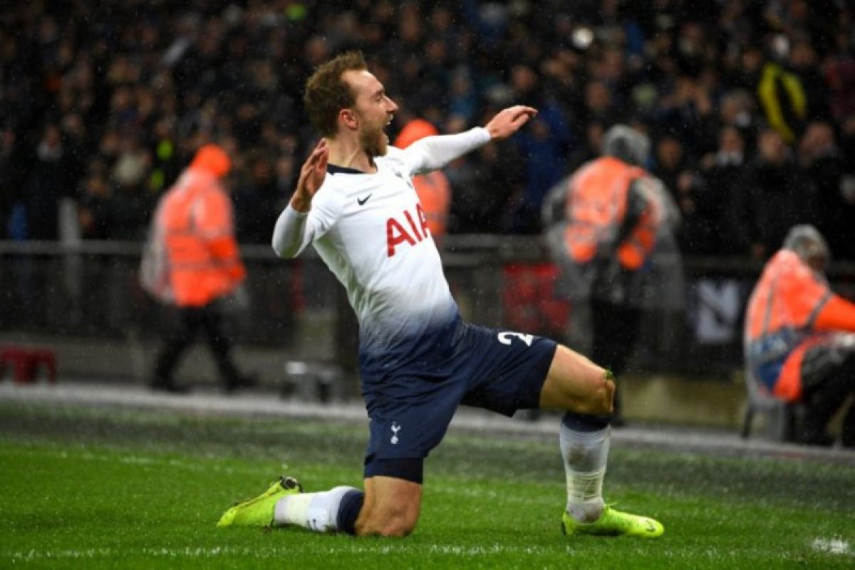 Jadi "supersub", Eriksen girang pungkasi pekan seru Tottenham