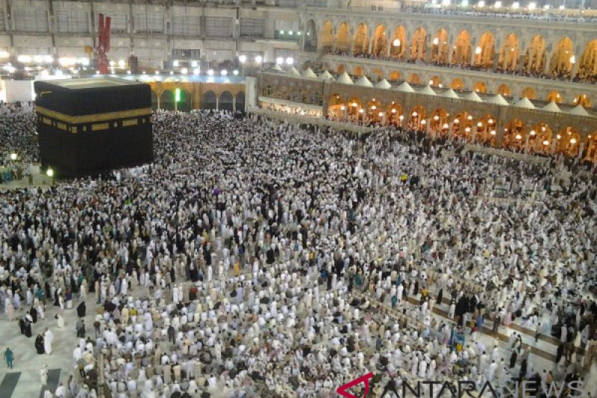 Arab Saudi tunda umrah hingga Idul Fitri
