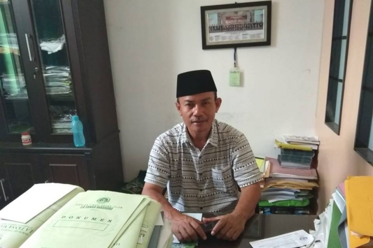 Relawan KMA Bangun Komunikasi Mileneal dan Santri