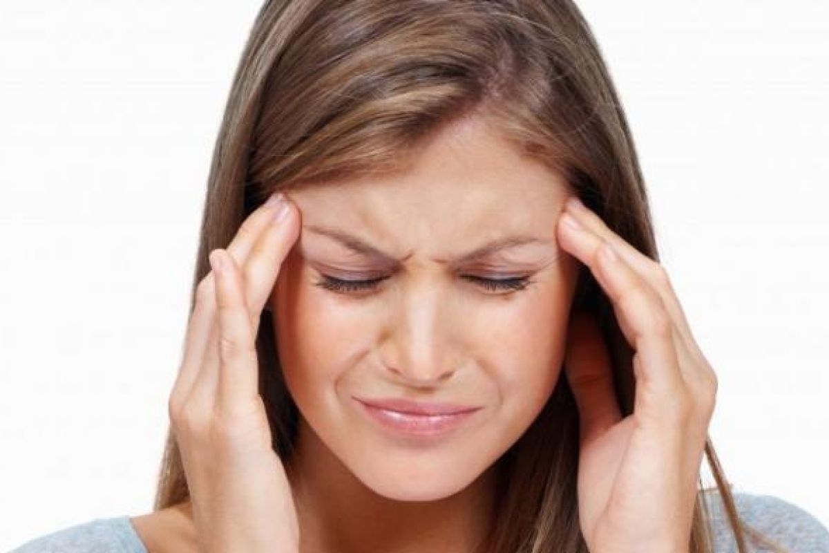 Fakta terkait sakit kepala setelah minum air es
