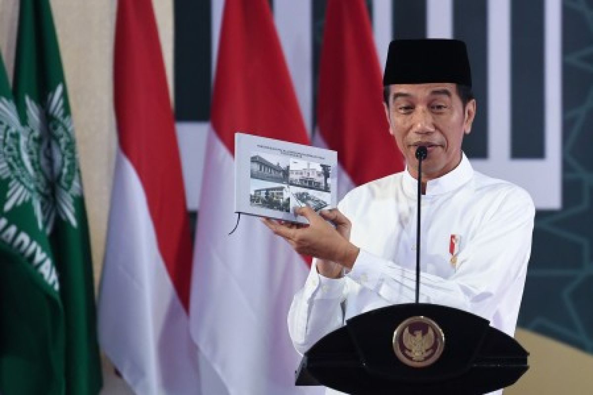 Presiden Jokowi Resmikan Empat Ruas Jalan Tol