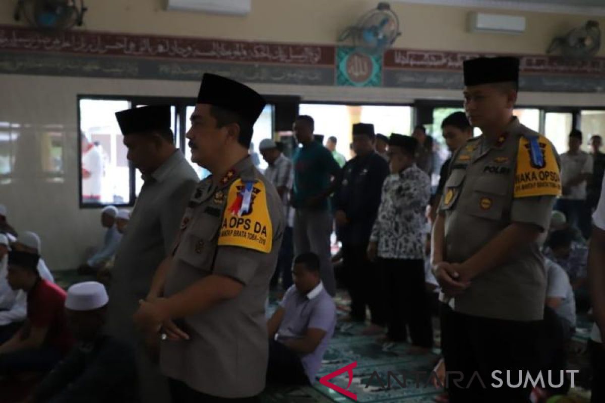 Kapolda Sumut Safari Jumat di Masjid Nurul Iman