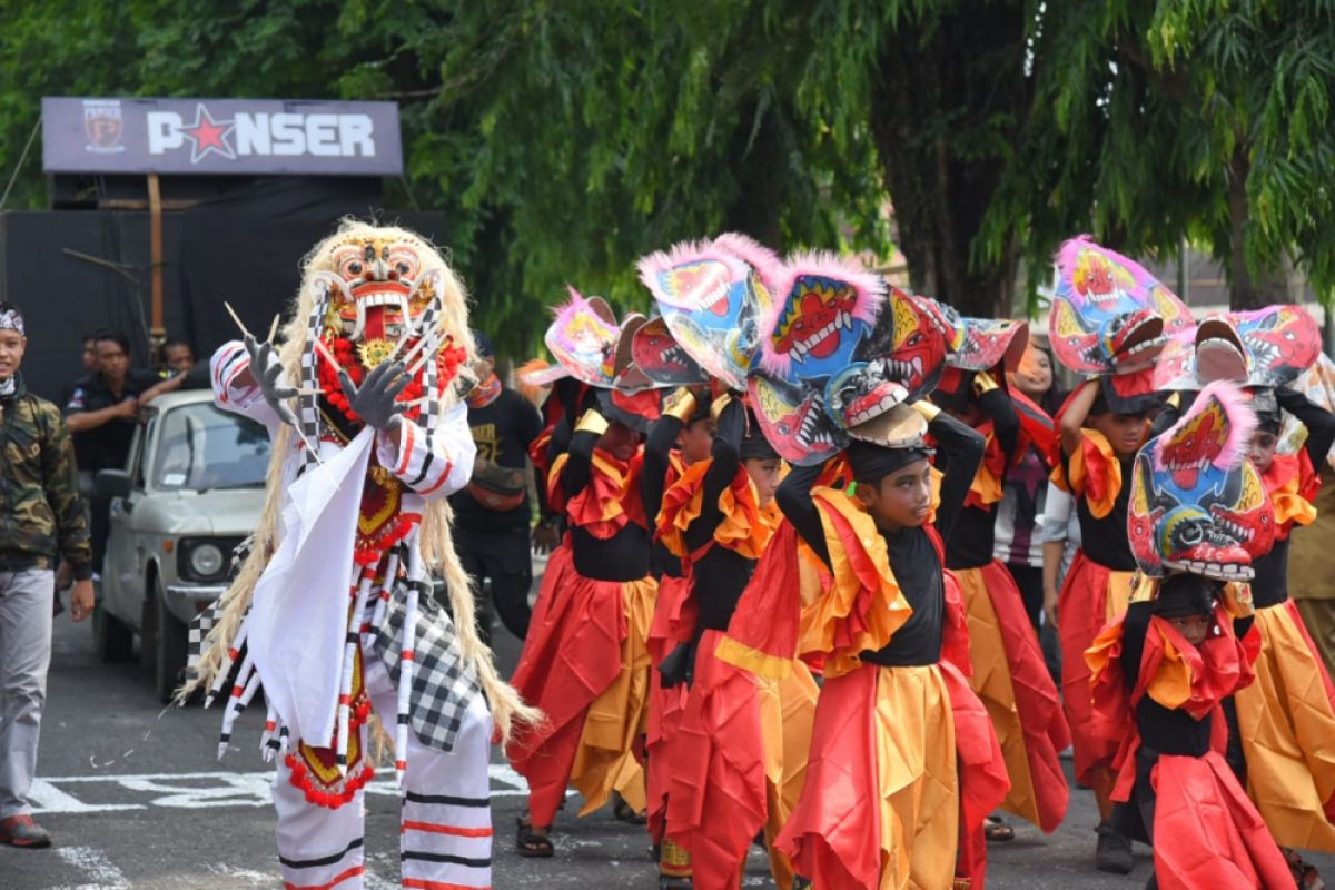 Karnaval Pandhalungan Meriahkan HUT Jember di Akhir Tahun