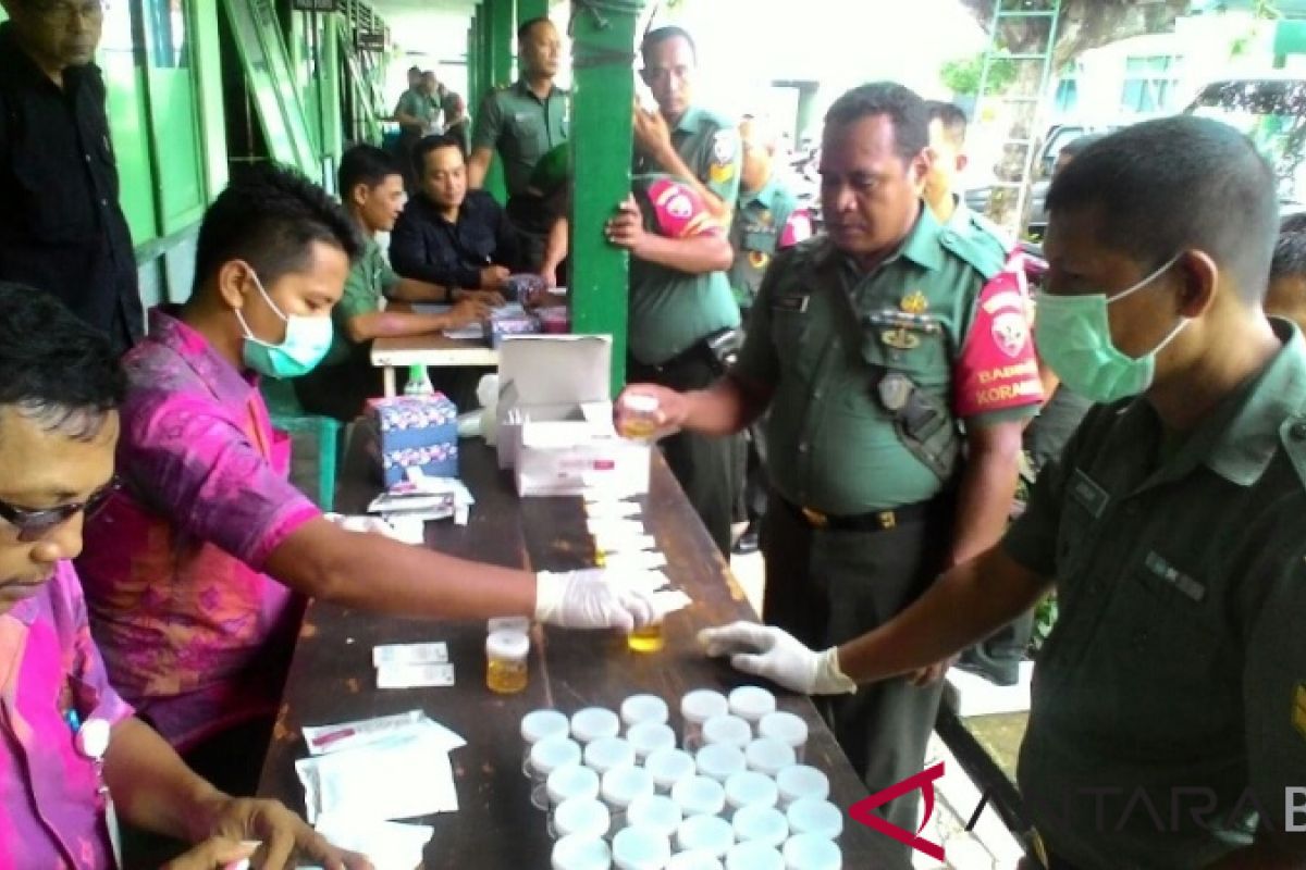 Keluarga Kodim Jembrana mendapatkan penyuluhan bahaya narkoba