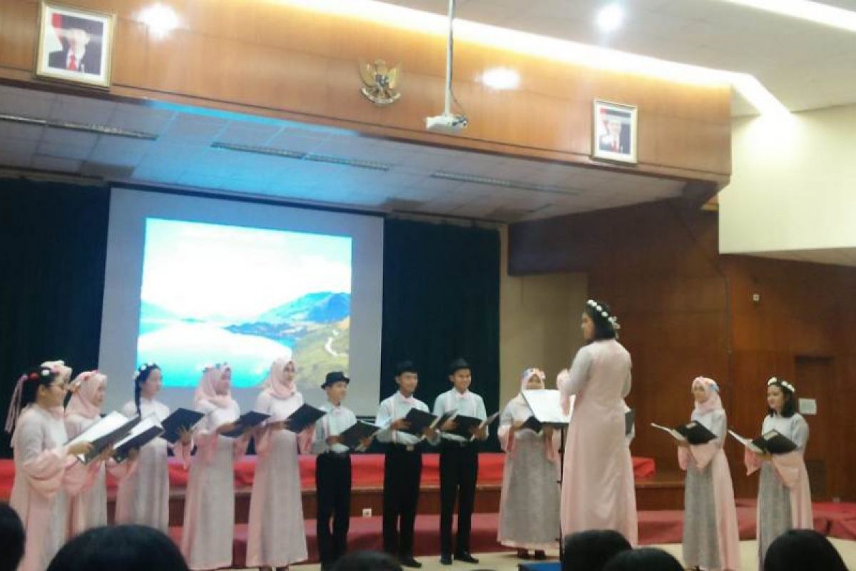 Githaprasa, meriahnya konser calon anggota baru Agria Swara IPB