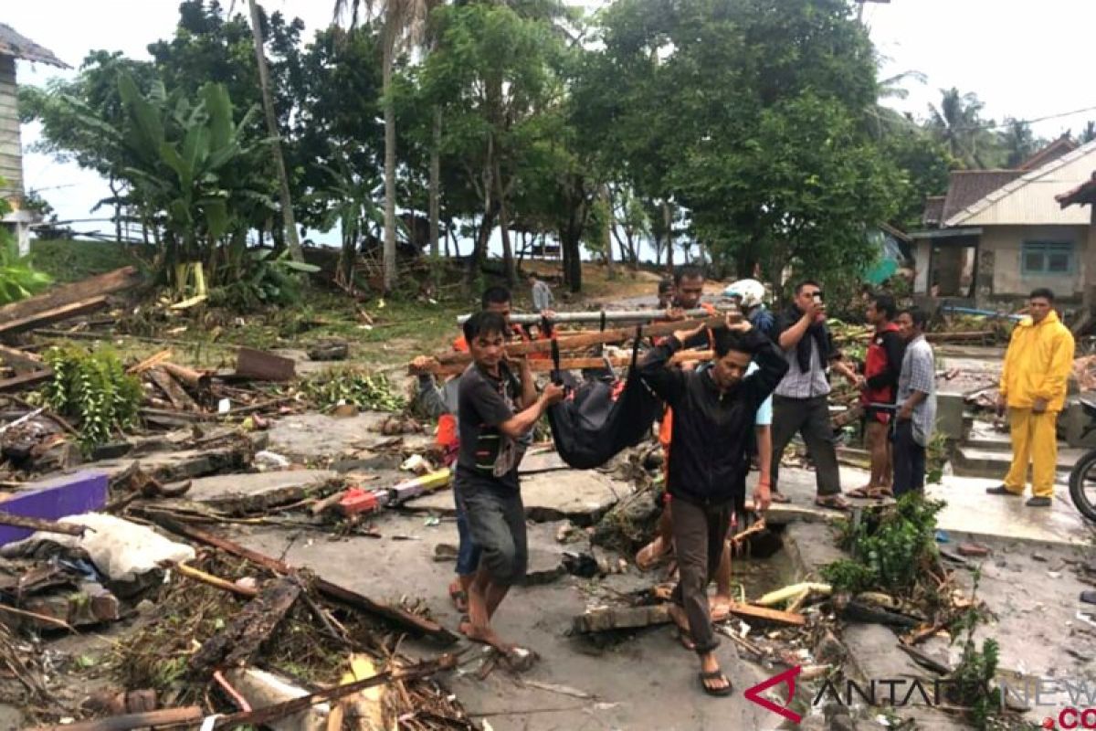 BNPB: korban meninggal tsunami Selat Sunda 437