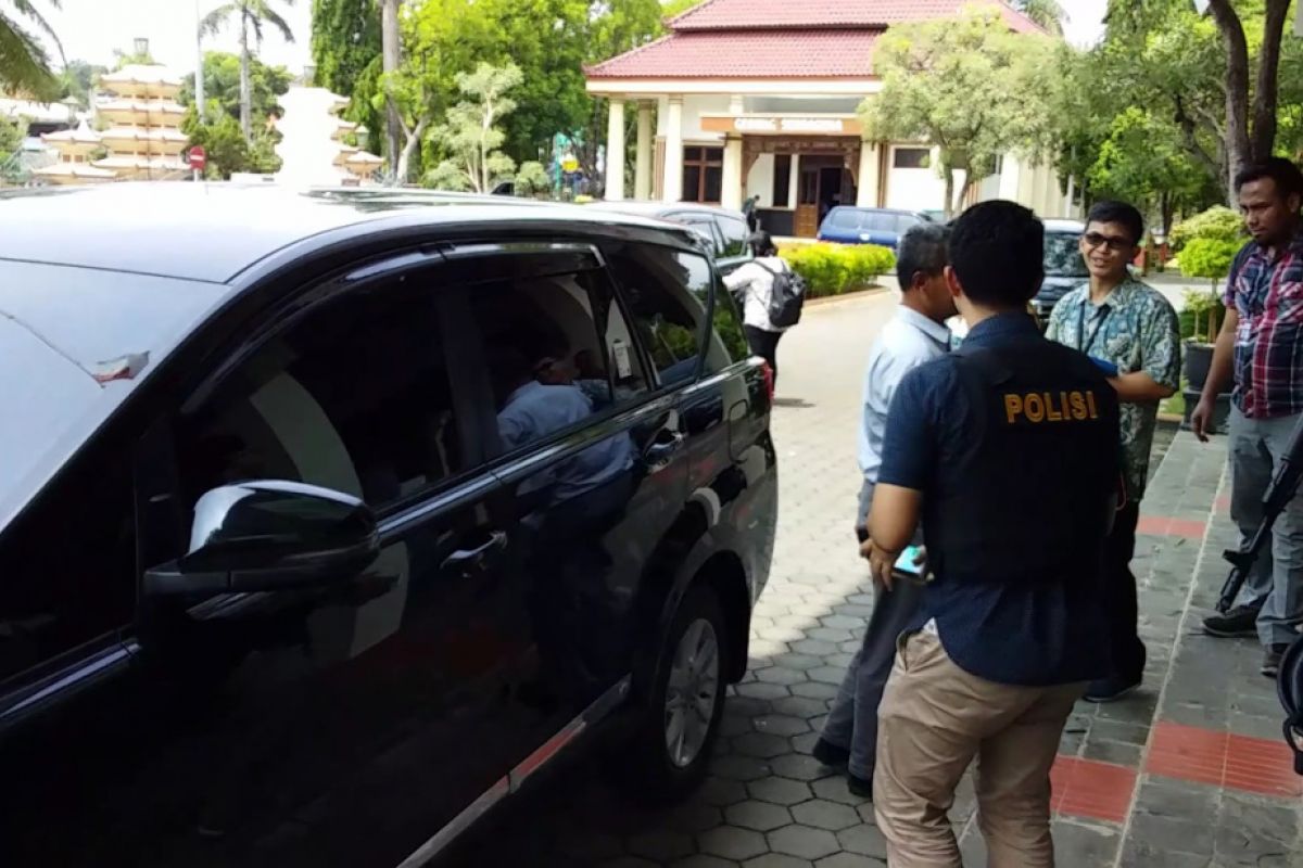 KPK geledah kantor Bupati Jepara