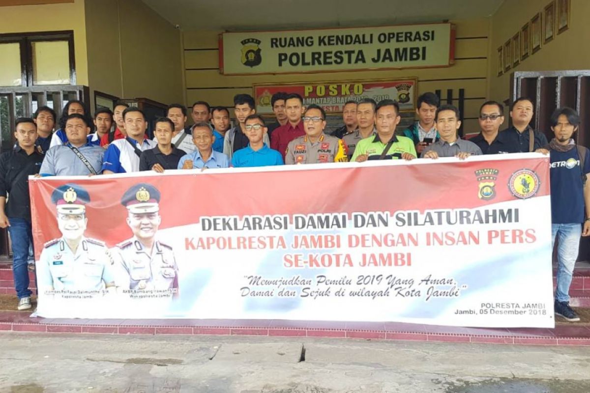 Polresta Jambi dan jurnalis deklarasikan Pemilu damai