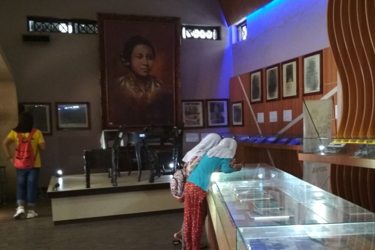 Liburan, jumlah pengunjung Museum Kartini meningkat capai 400 orang/hari