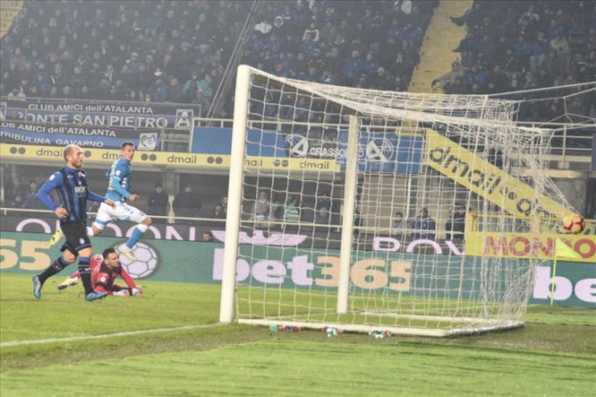Napoli menang 2-1 di kandang Atalanta