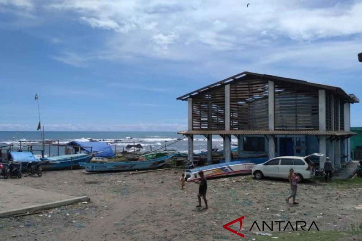 Nelayan Bangka Selatan demontrasi tolak kapal trawl