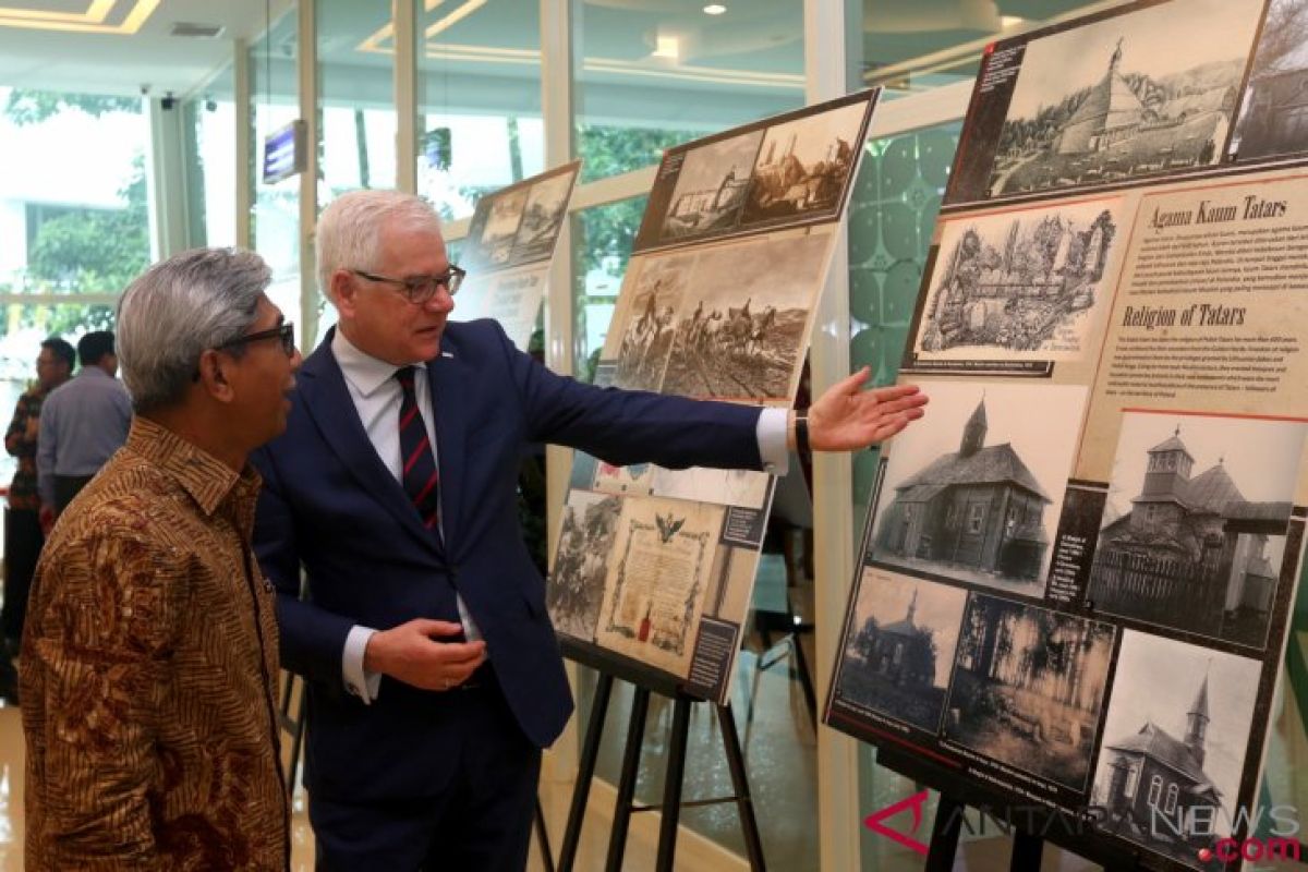 Indonesia pamerkan foto kerukunan beragama di Slowakia