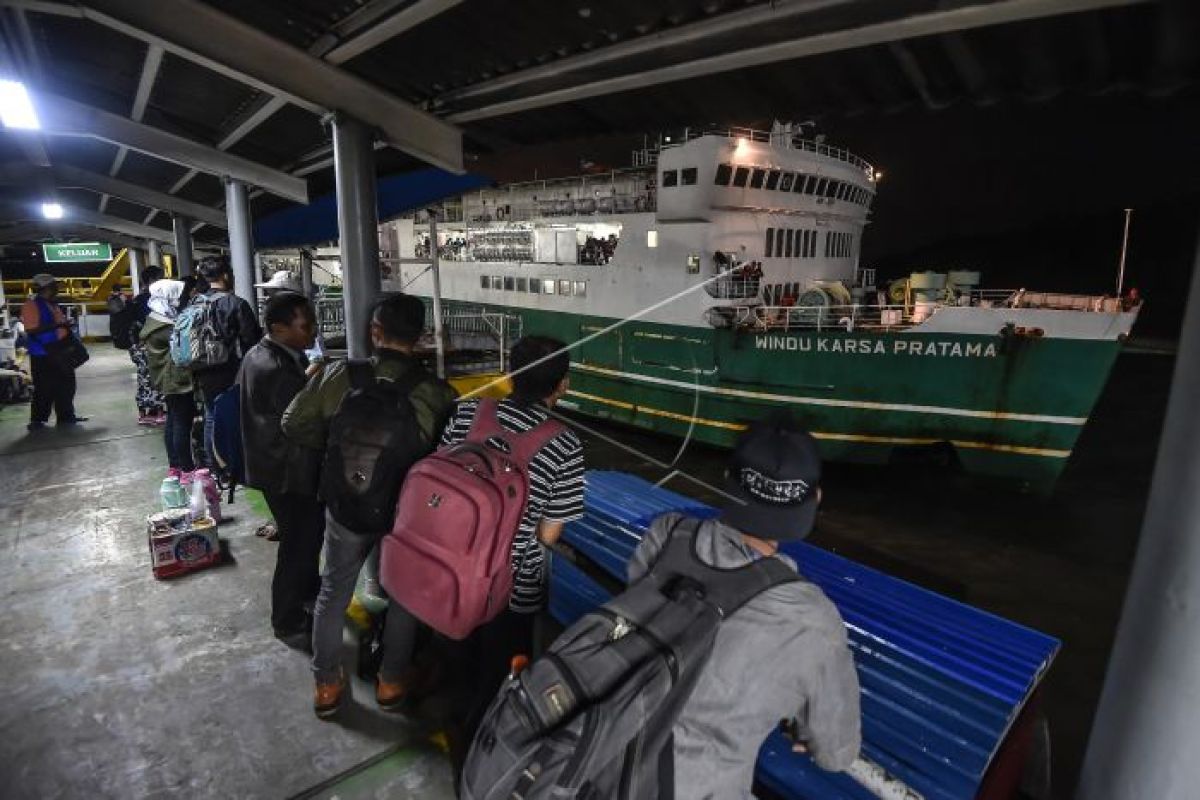 Penumpang jalur laut Pekanbaru meningkat jelang pergantian tahun