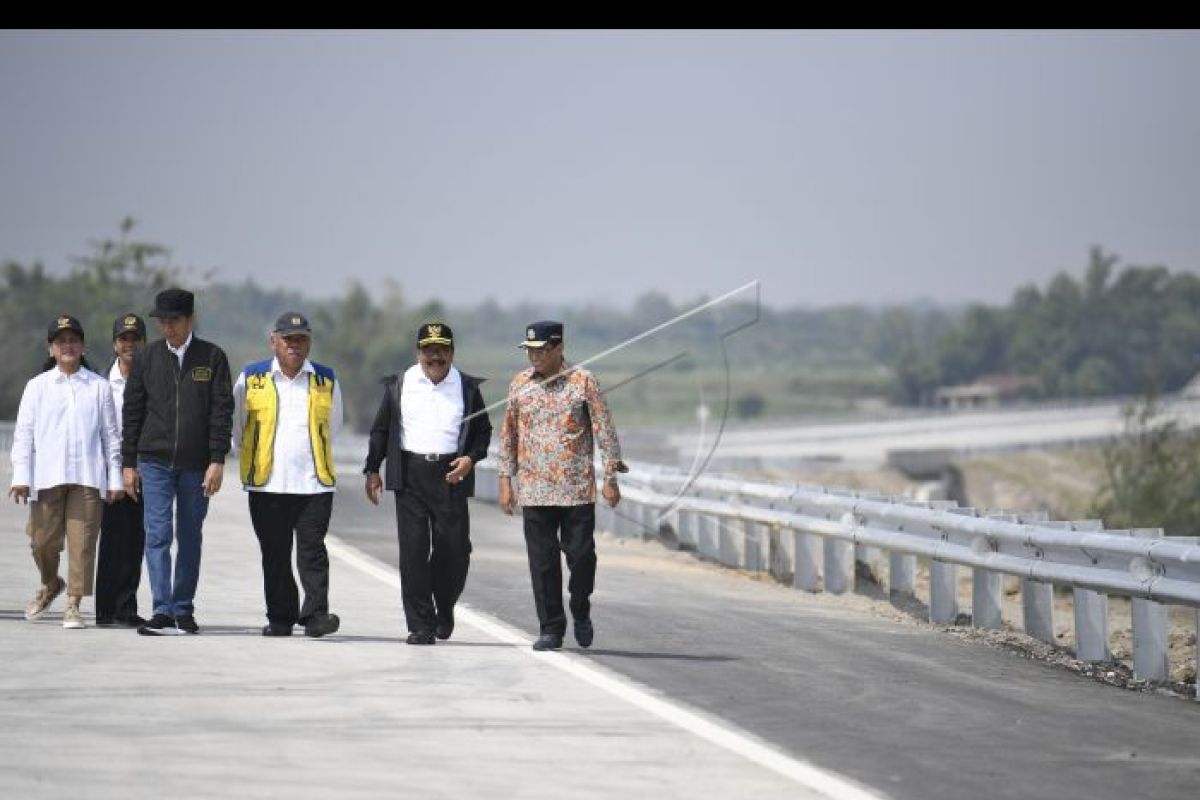 Tol Trans-Jawa dapat bantu UMKM sekaligus kenalkan produk lokal