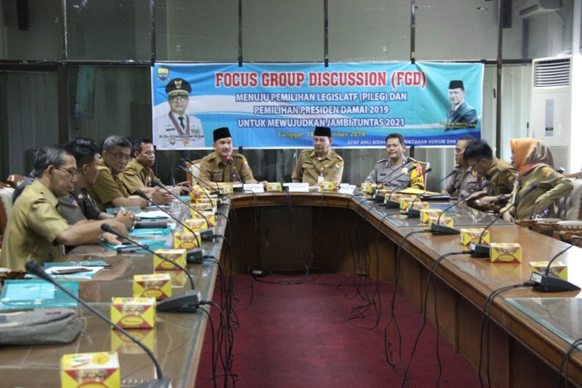 Karoops Polda Jambi jadi narasumber  FGD Pemilu Damai