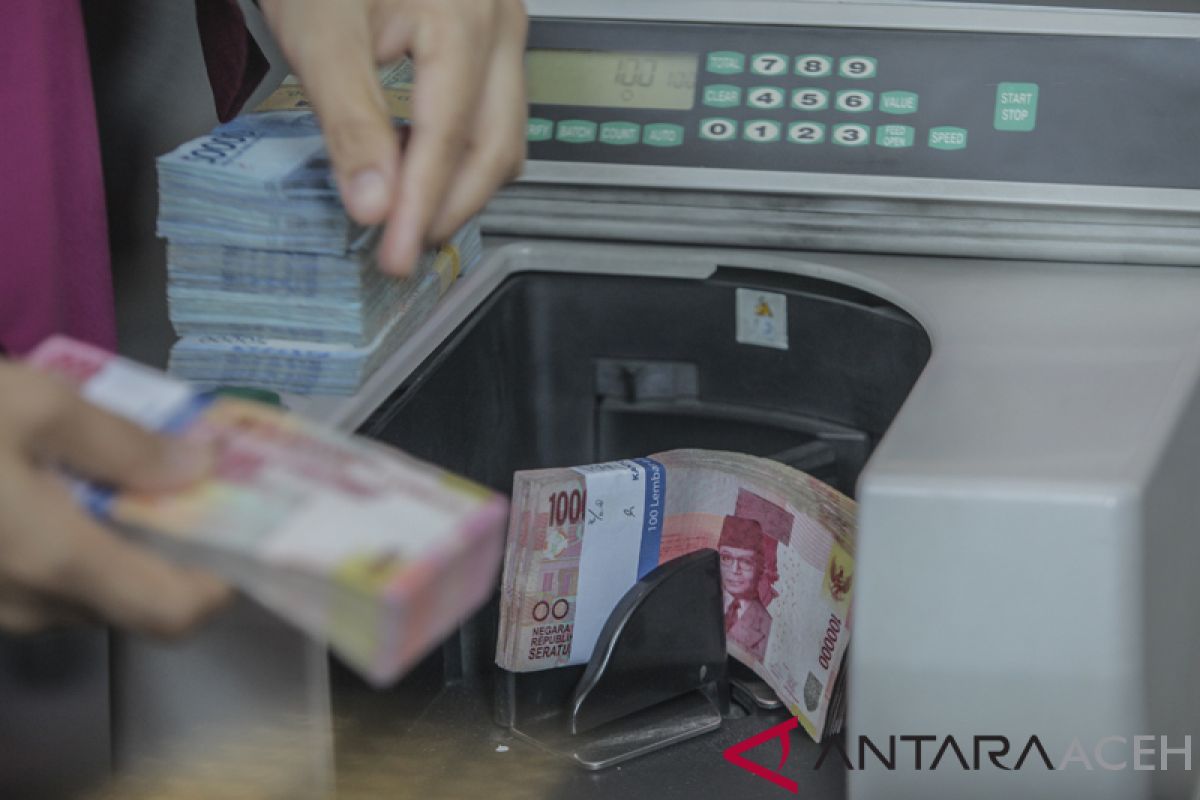 BI intervensi rupiah menguat