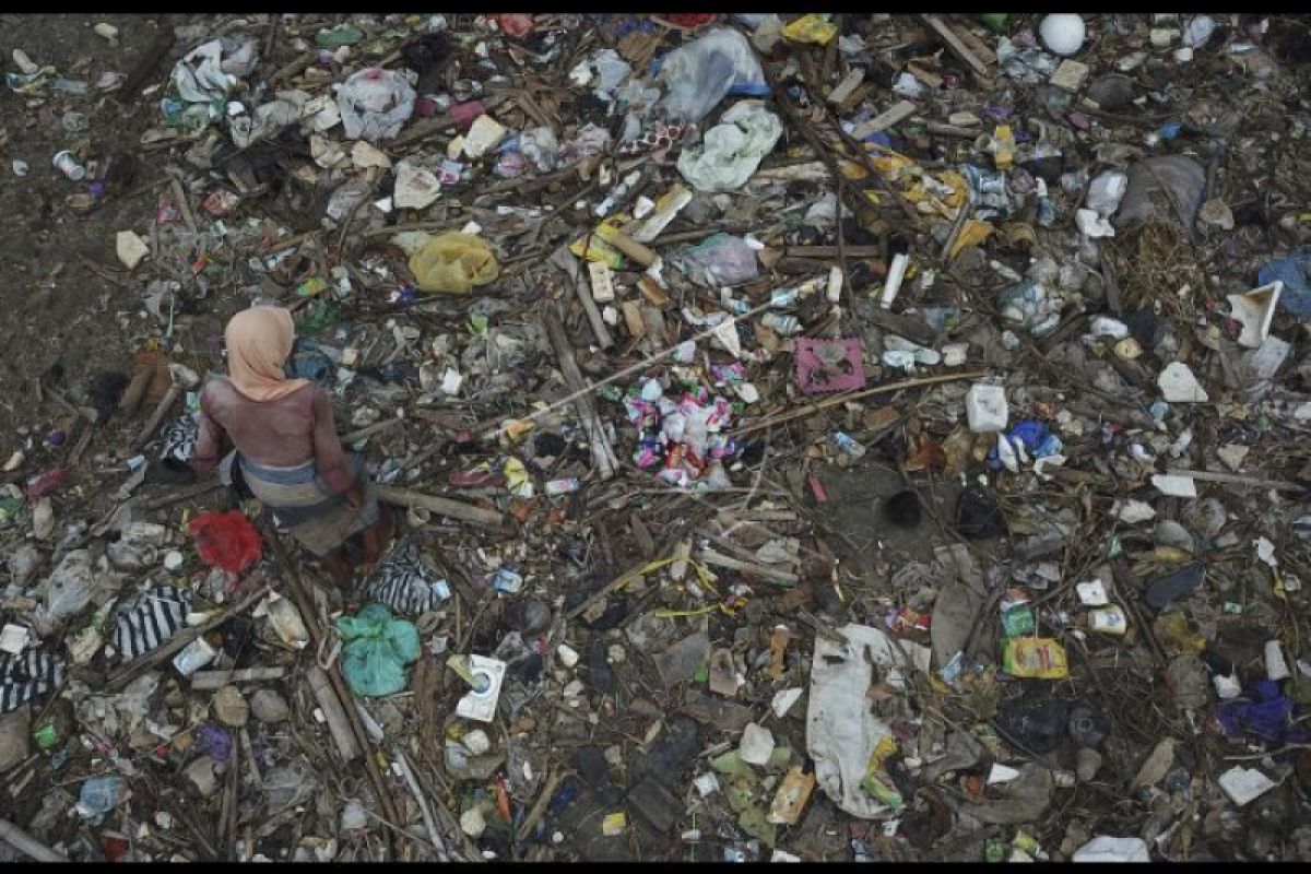 Produksi sampah di Lombok Barat mencapai 175,4 ton per hari